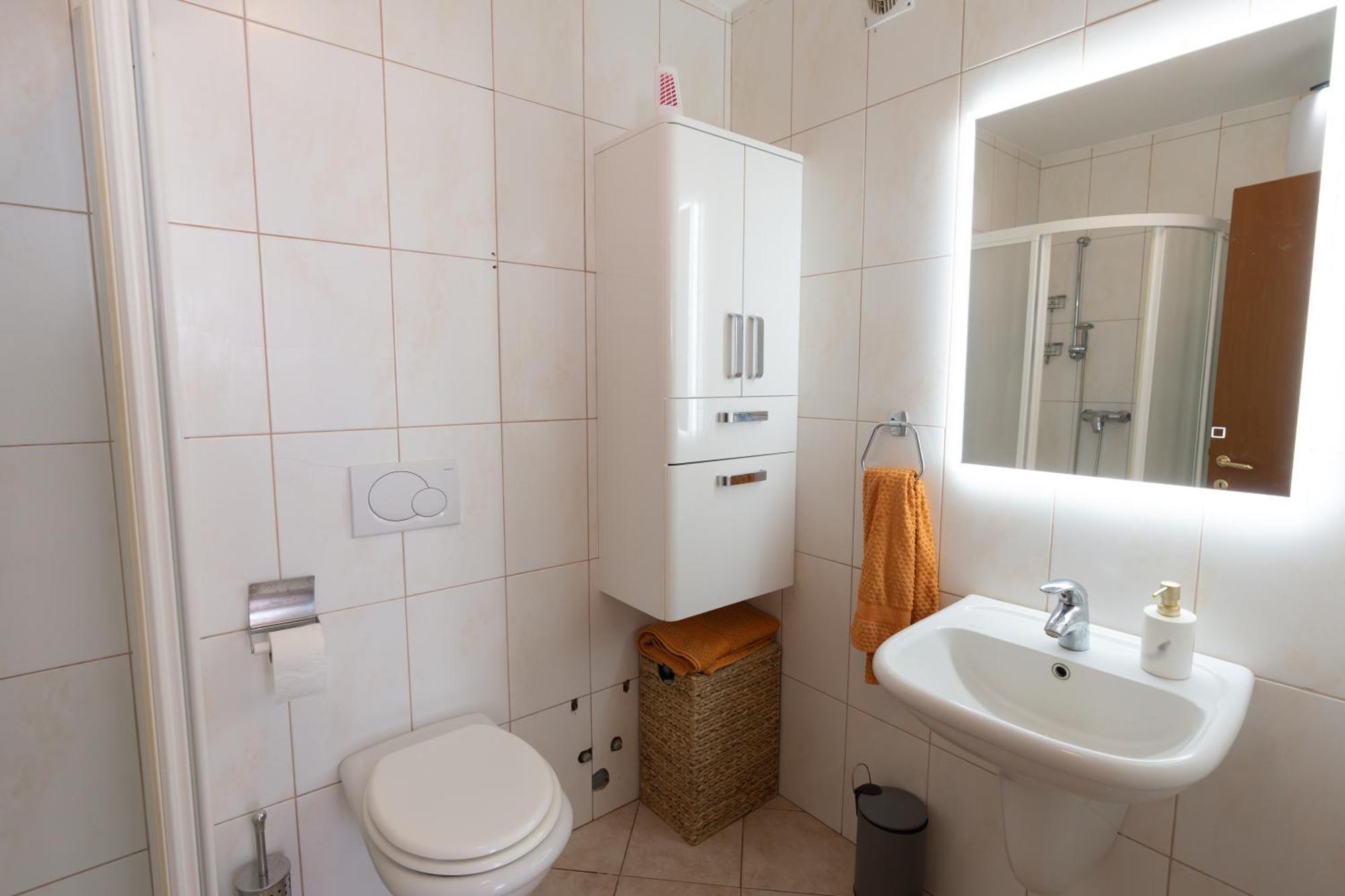 Two-Bedroom Apartment Niki Near Rovinj Bagian luar foto
